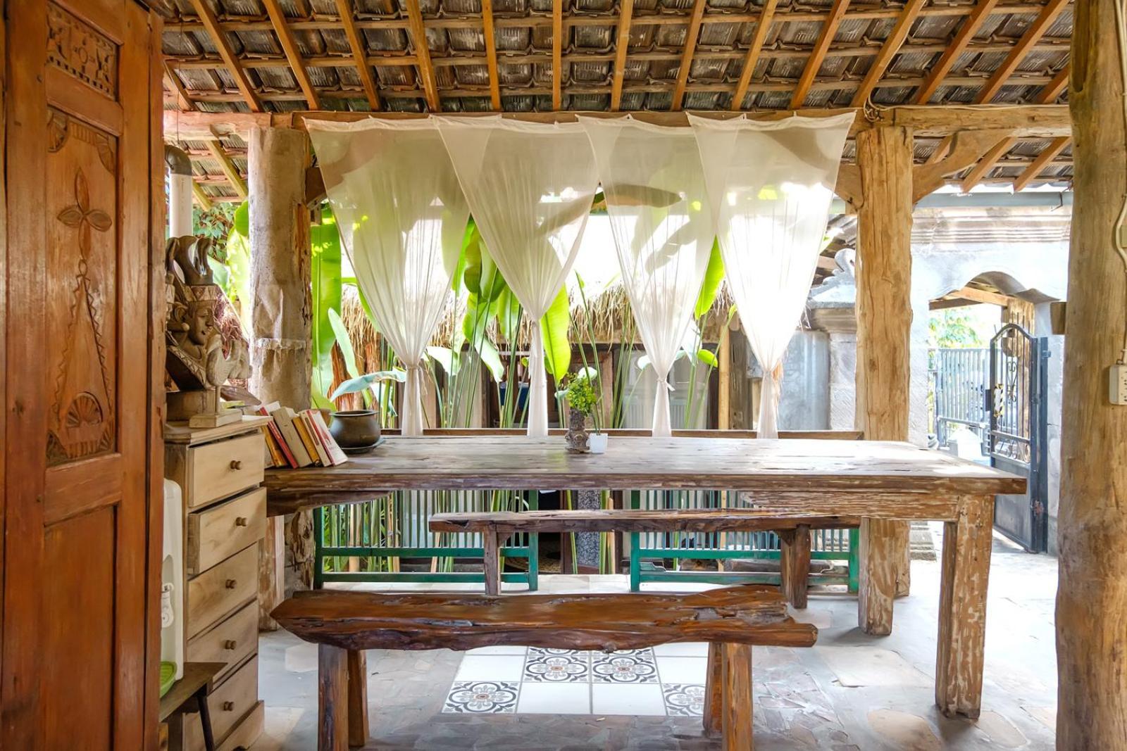 Twospaces Living At Wave And Chill House, Canggu Buitenkant foto