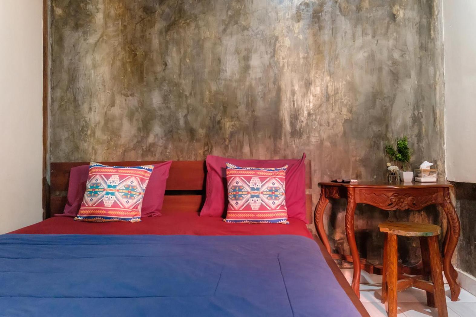 Twospaces Living At Wave And Chill House, Canggu Buitenkant foto