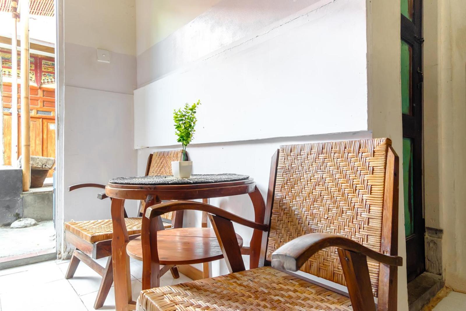 Twospaces Living At Wave And Chill House, Canggu Buitenkant foto