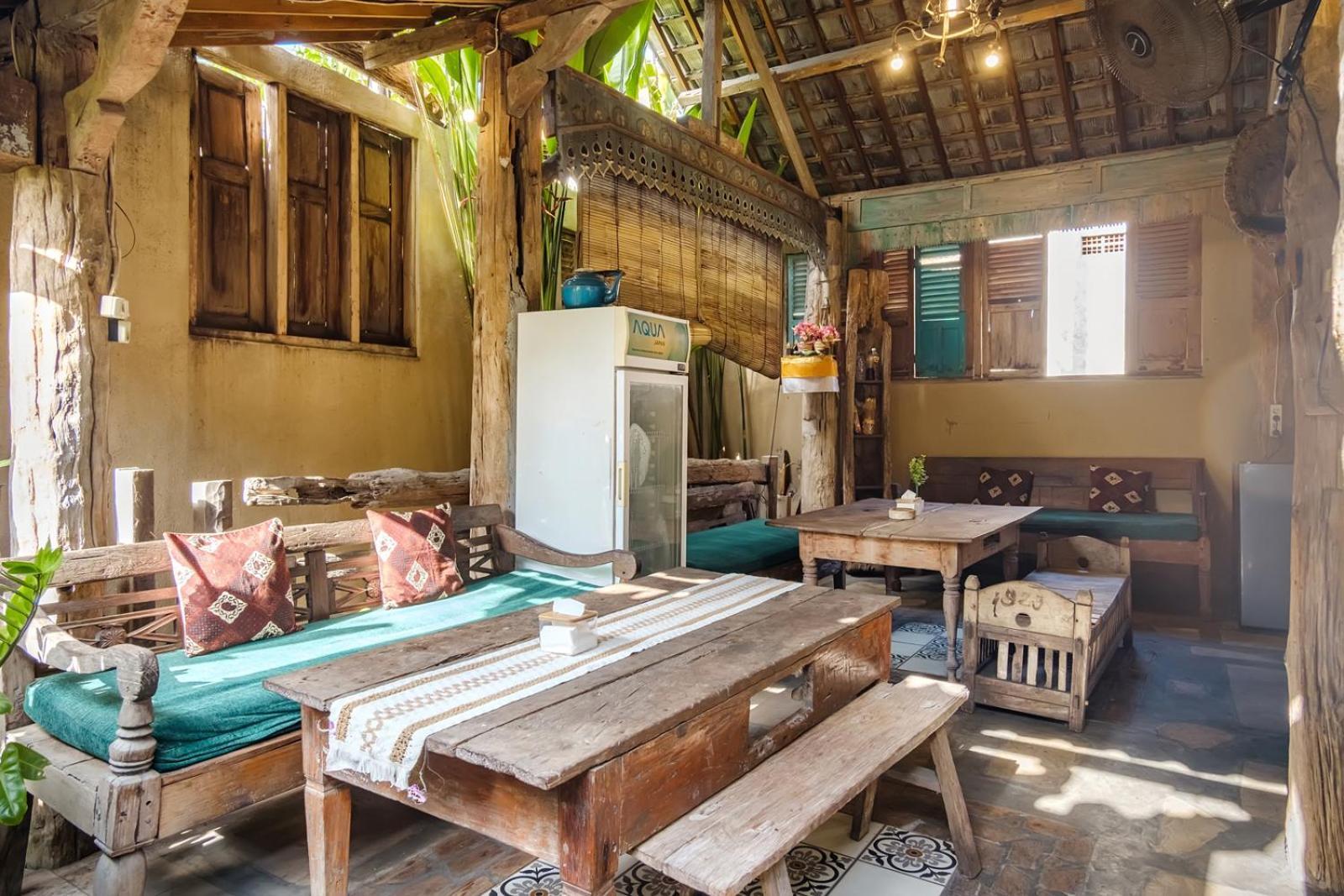 Twospaces Living At Wave And Chill House, Canggu Buitenkant foto