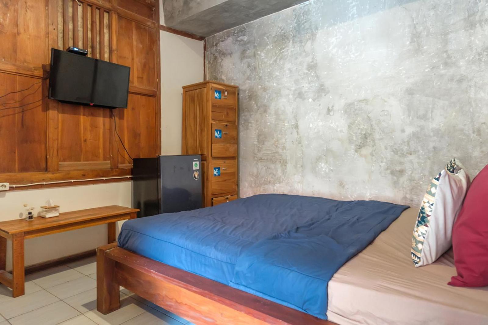 Twospaces Living At Wave And Chill House, Canggu Buitenkant foto