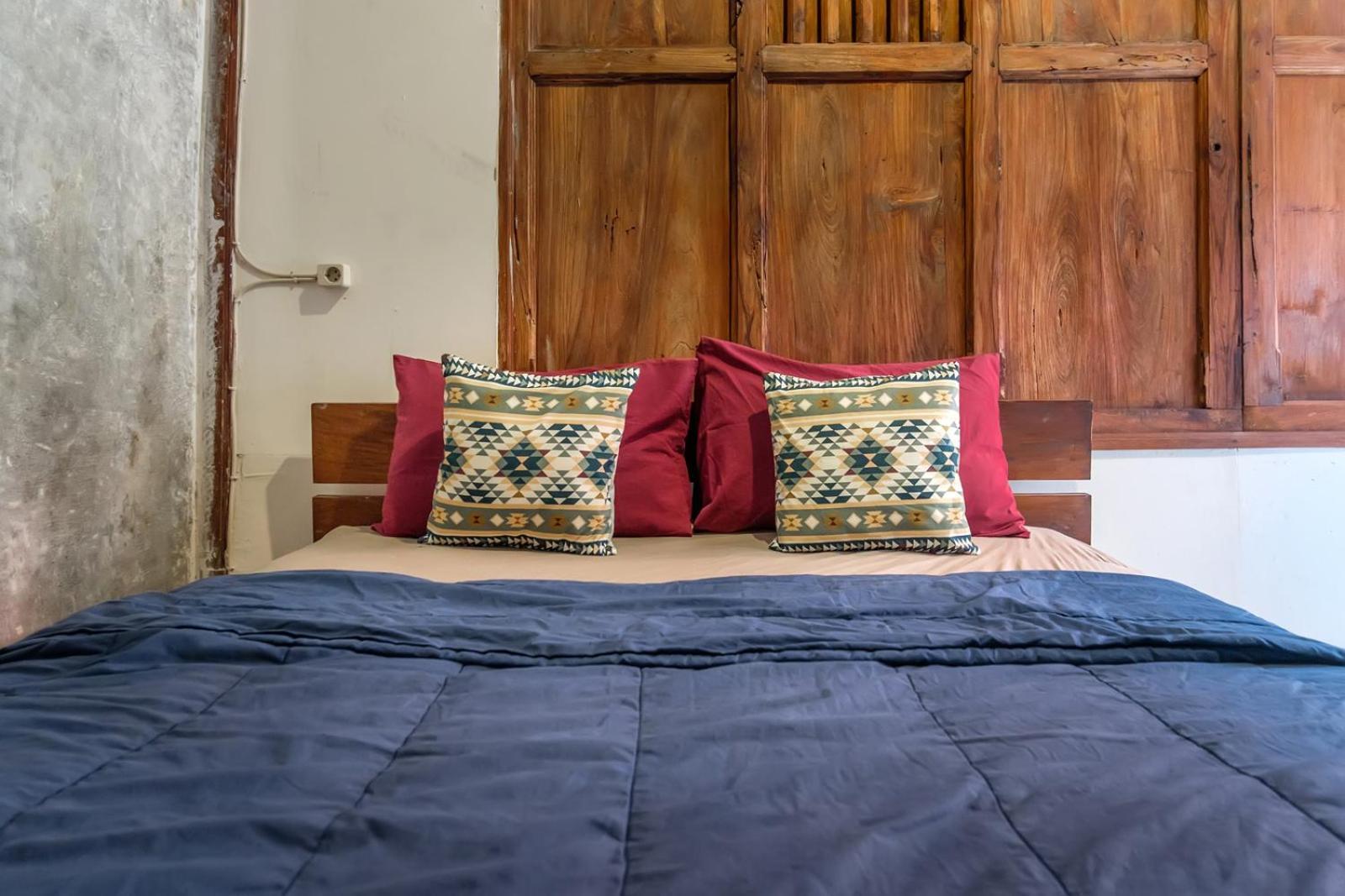Twospaces Living At Wave And Chill House, Canggu Buitenkant foto