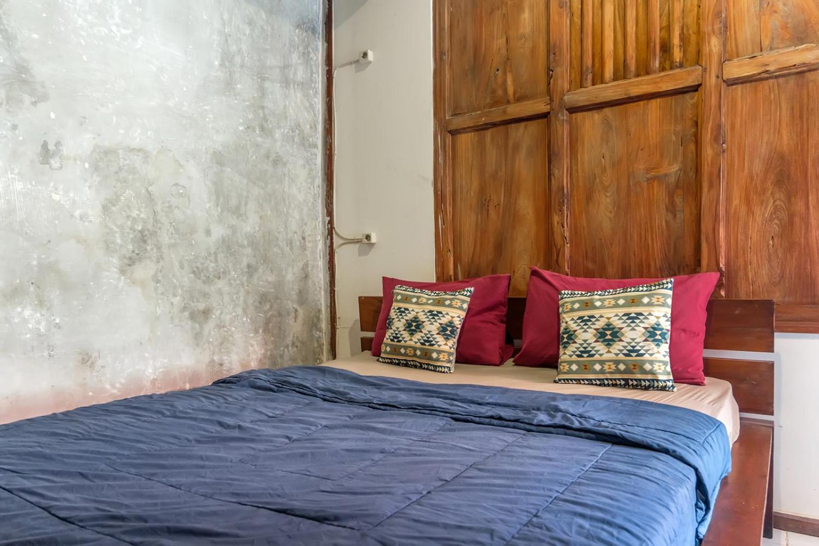 Twospaces Living At Wave And Chill House, Canggu Buitenkant foto