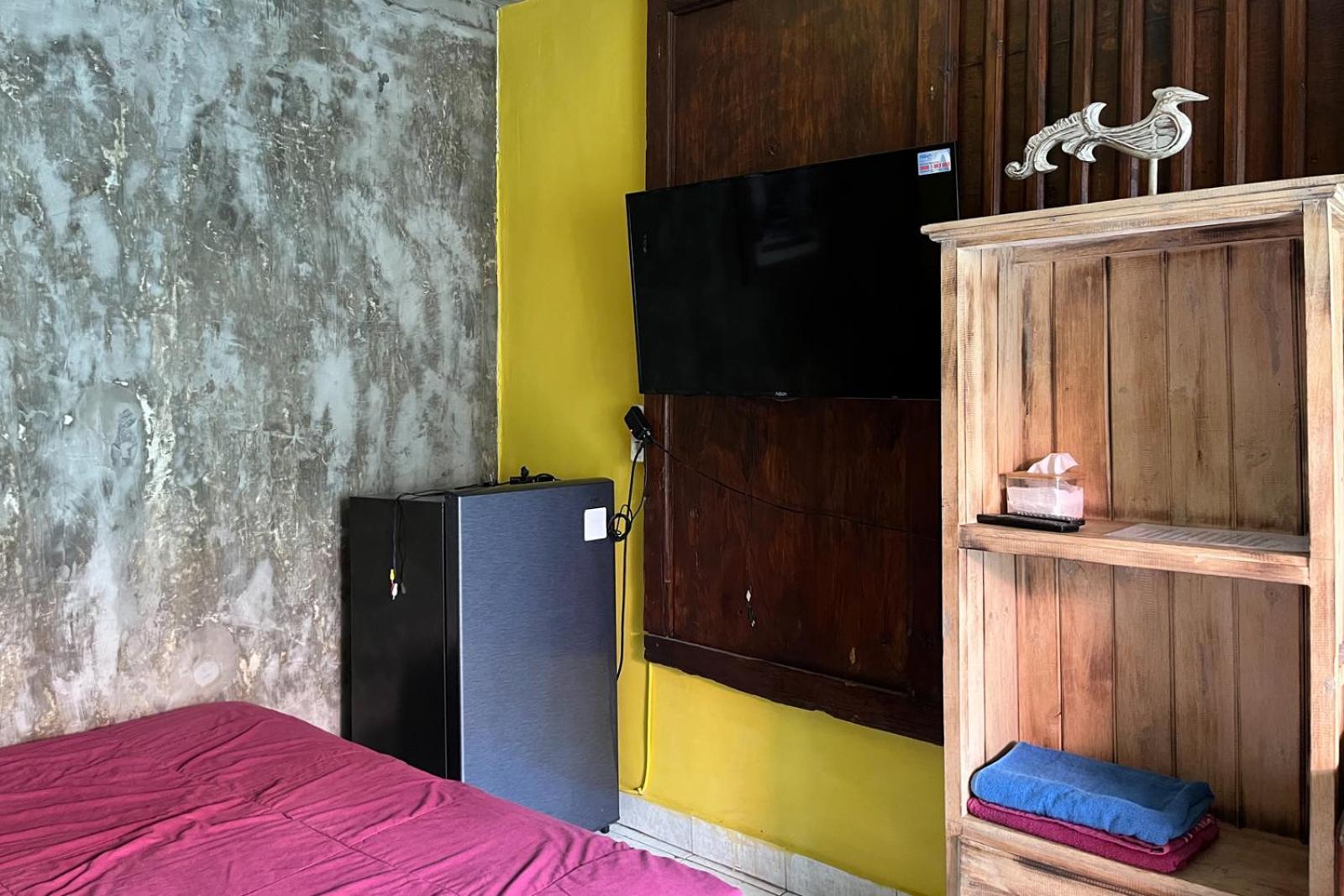 Twospaces Living At Wave And Chill House, Canggu Buitenkant foto