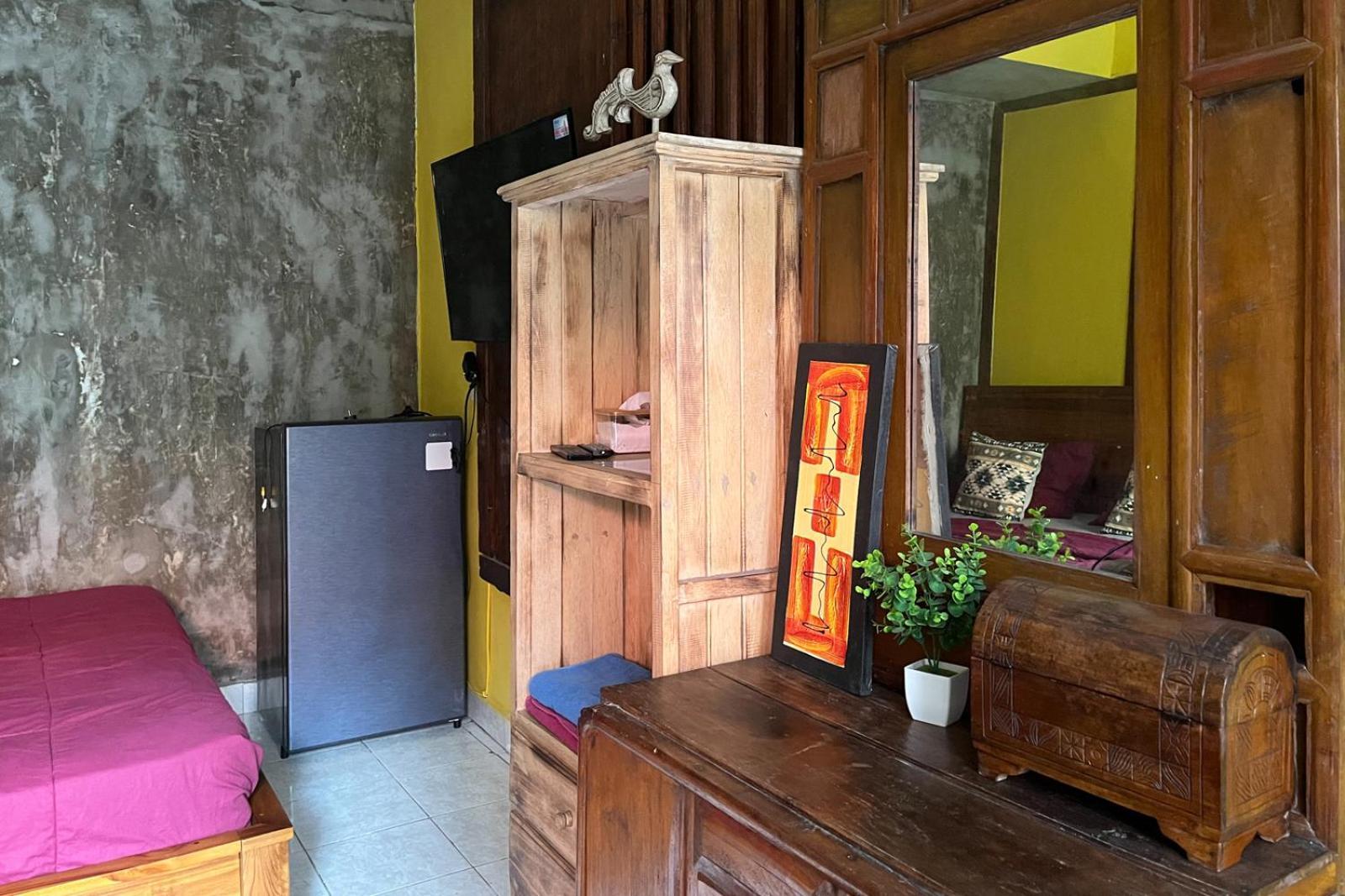 Twospaces Living At Wave And Chill House, Canggu Buitenkant foto