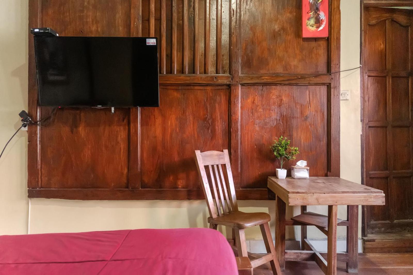 Twospaces Living At Wave And Chill House, Canggu Buitenkant foto